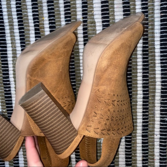 XOXO Women’s Peep Toe Heel Booties - Picture 5 of 5